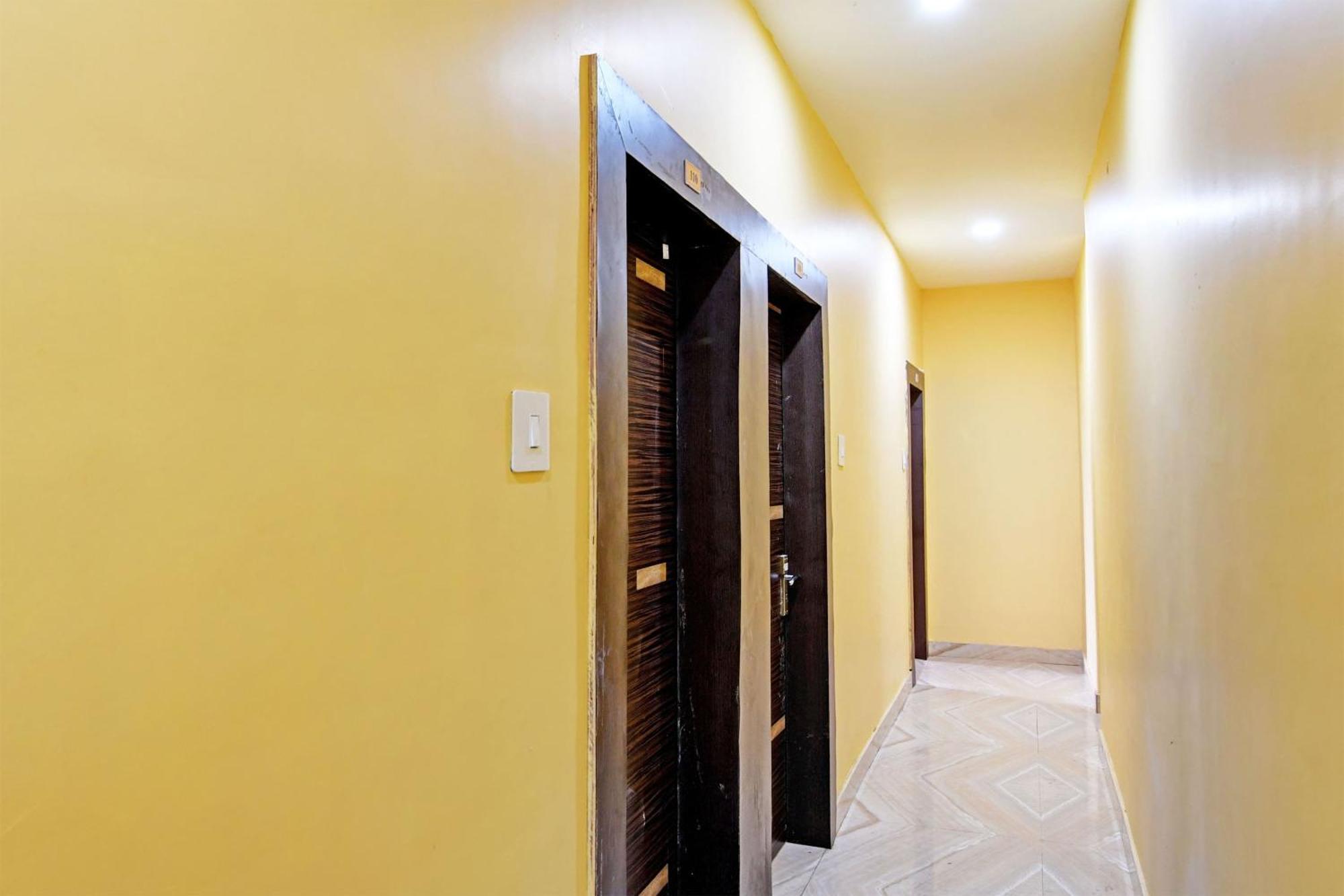 Collection O Shyamali Guest House Колката Екстер'єр фото